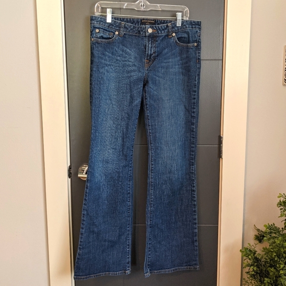 Banana Republic Denim - Banana Republic Midrise Bootcut Jeans 10R
